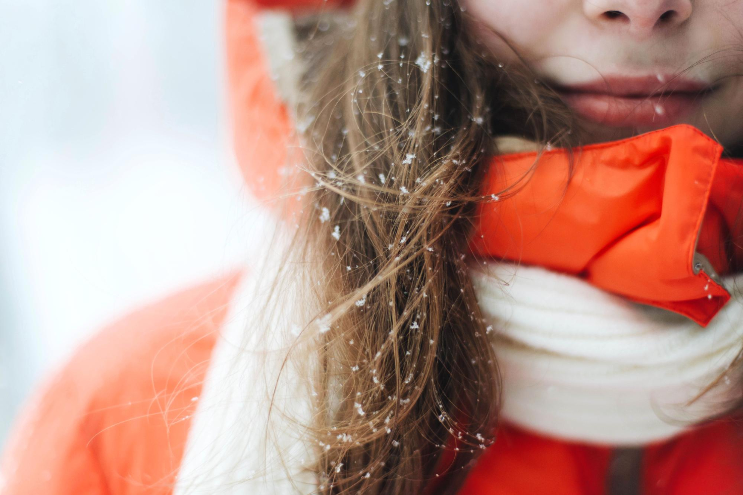 Prevent Winter Hair Dryness: Cold Weather Tips